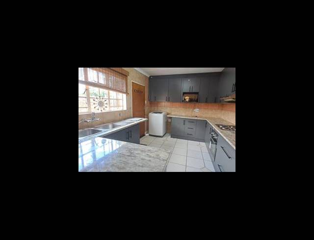 3 BEDROOM TOWNHOUSE FOR SALE IN BRACKENDOWNS